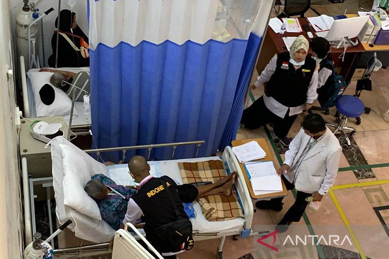 Ribuan Jemaah Haji Indonesia Alami Dehidrasi