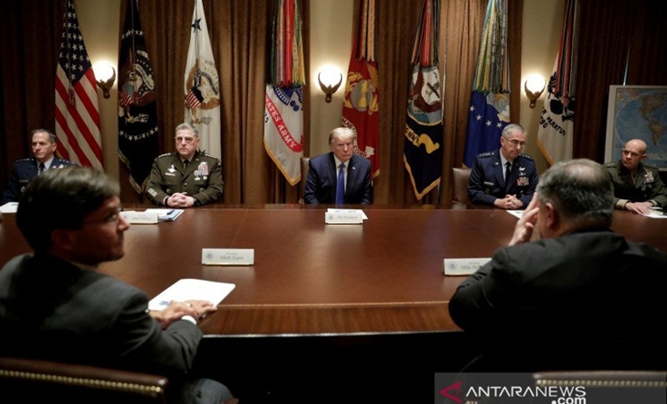 Penasihat Keamanan Trump Positif COVID-19