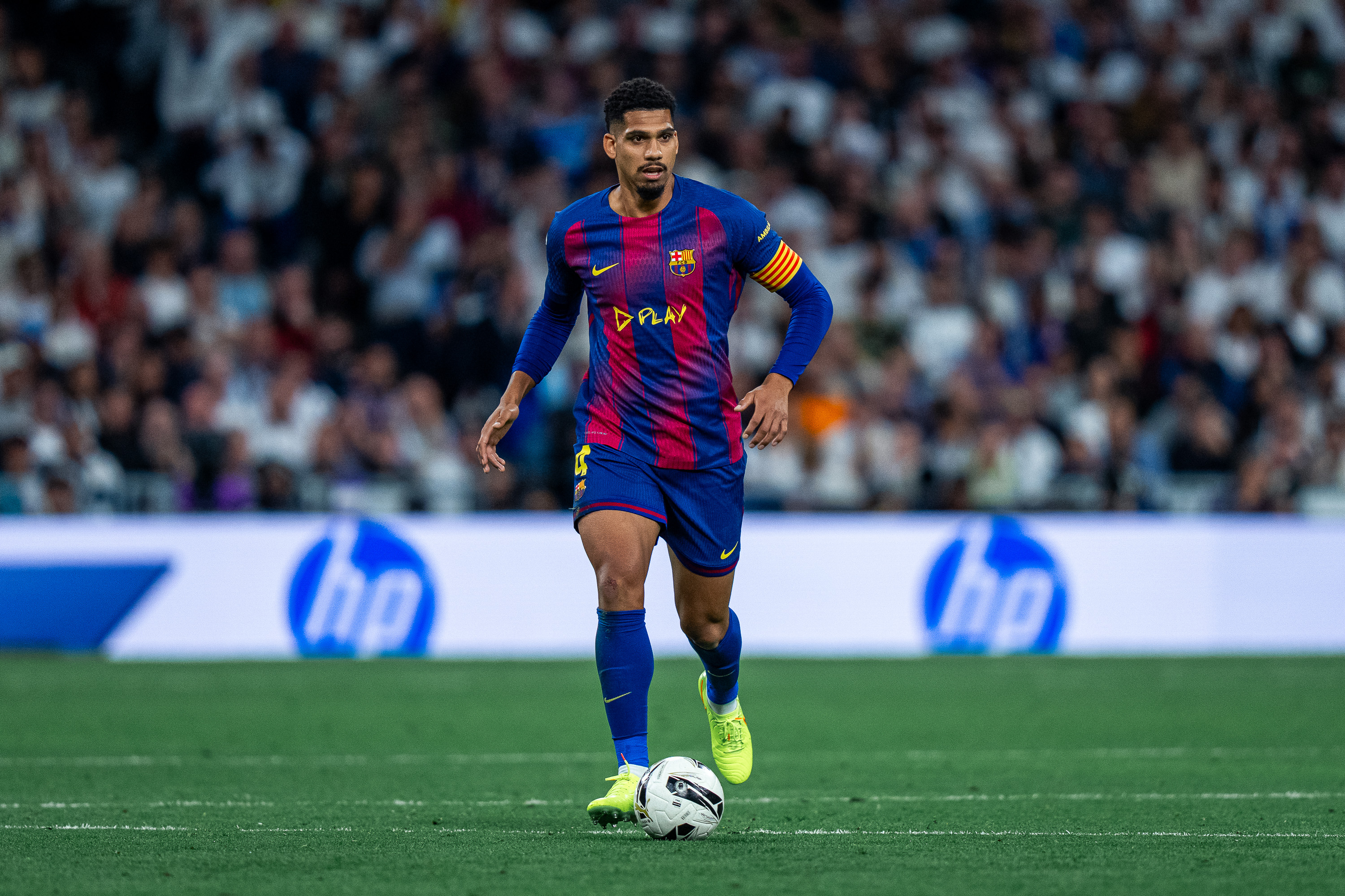 Trauma usai Kalah dari Chelsea, Ronald Araujo Minta Izin ke Barcelona untuk Pulihkan Mental