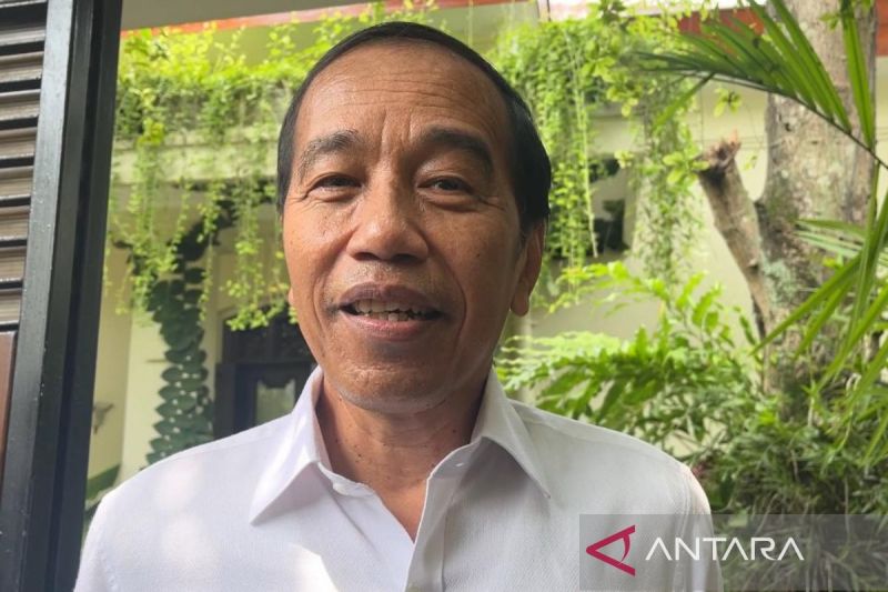 Jokowi Minta Dugaan Aparat Dikerahkan di Pilkada Jateng Jangan Hanya Tuduhan