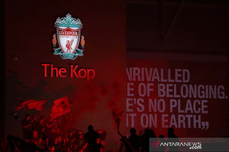 Rayakan Juara Premier League, Ribuan Fans Merahkan Kota Liverpool