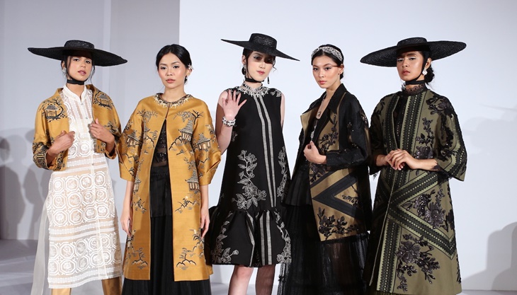 Citra Perempuan Tangguh Indonesia dalam Niti Senja Karya Denny Wirawan
