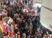 Kenaikan Mobilitas di Tempat Perbelanjaan Terjadi Hampir Seluruh Provinsi