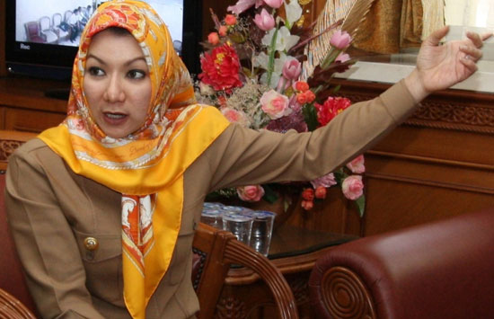 KPK Geledah Rumah Pengusaha Robert Bono Susatyo Terkait TPPU Rita Widyasari