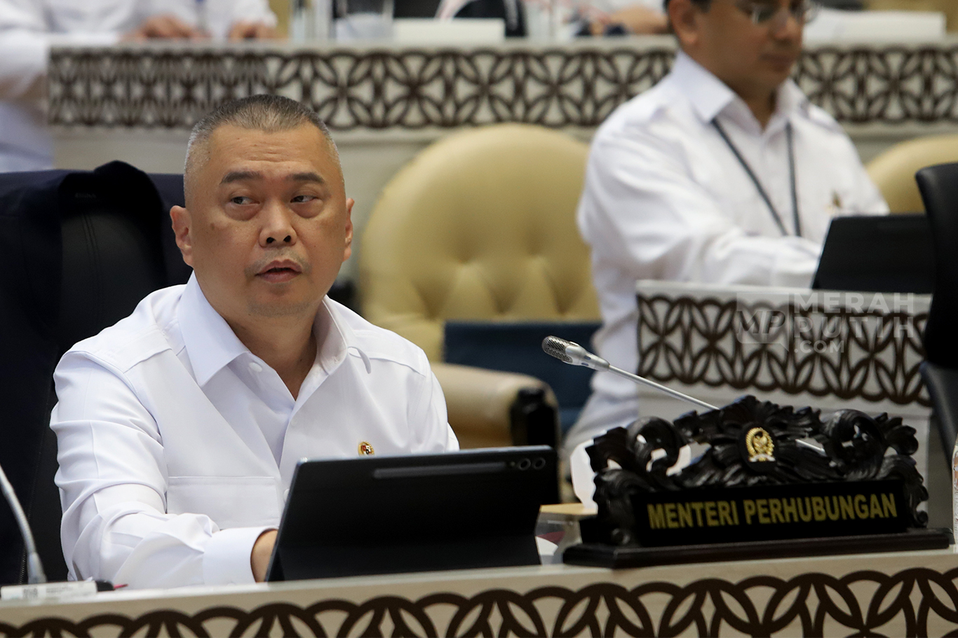 Raker Menteri Perhubungan dengan Komisi V DPR Bahas Program Kerja Kemenhub  Tahun 2025 - MerahPutih
