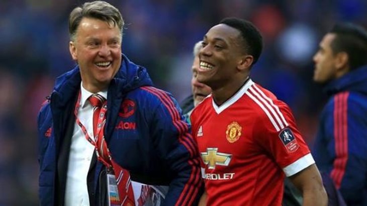 Louis van Gaal dan Marcus Rashford. (Zimbio)