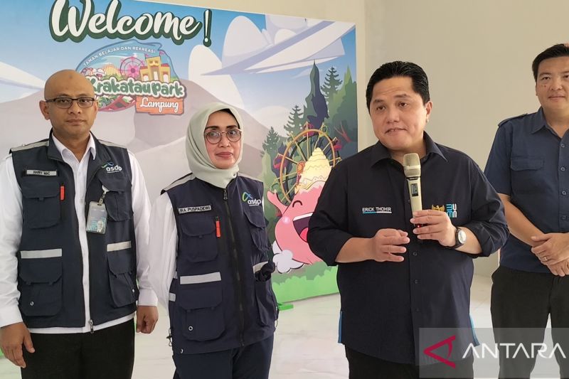 Erick Thohir Tinjau Pelayanan Arus Mudik di Pelabuhan Bakauheni