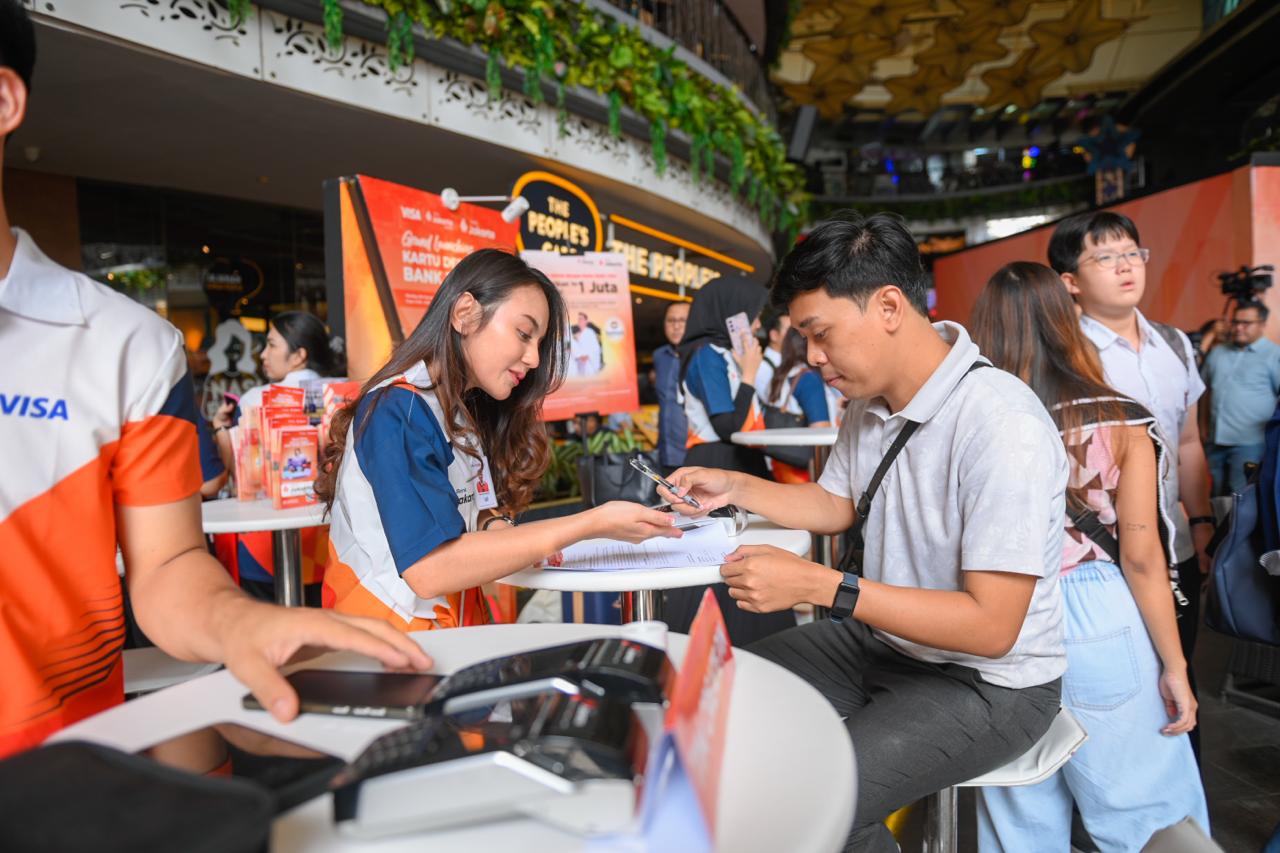 Perkuat Layanan Digital, Bank Jakarta Boyong 7 Penghargaan Perbankan