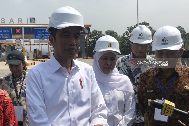 Kepalanya Mau Dipenggal, Jokowi Bilang Sabar Lagi Puasa