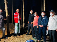 Sarungan, Jokowi Nikmati Malam Berkemah di IKN Nusantara