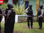 Densus 88 Ringkus Teroris Terkait Pelemparan Bom Gubernur Sulsel 