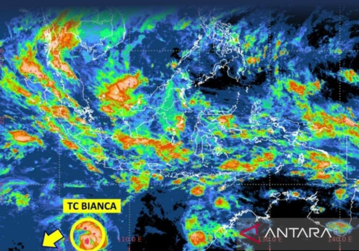 Waspada, Bianca Picu Gelombang Tinggi di Lampung hingga Pesisir Selatan Jawa Bisa Sampai 4 Meter