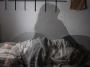 Sering Terbangun saat Tidur Malam? Atasi dengan Cara Ini