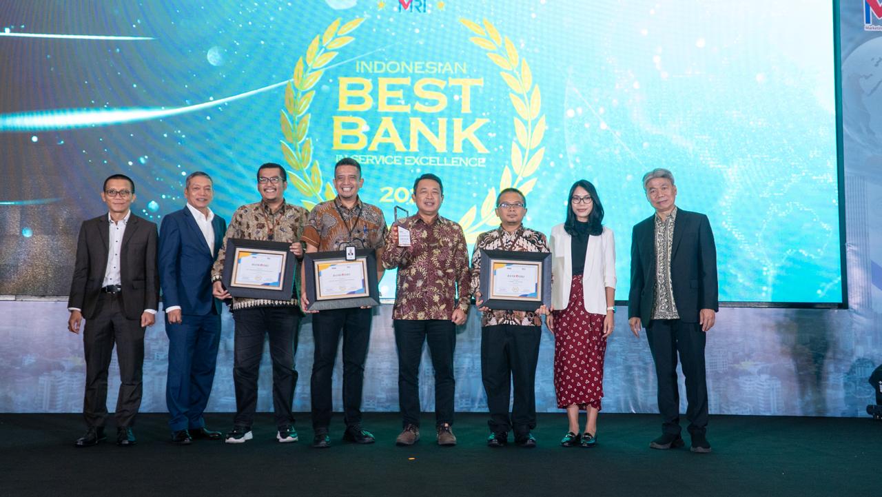Bank DKI Raih Penghargaan Berkat Kehadiran JakOne Mobile