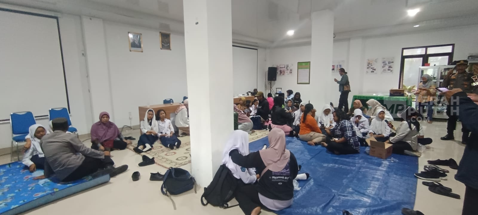 68 Siswa di Tawangmangu Alami Mual Pusing, Diduga Keracunan MBG