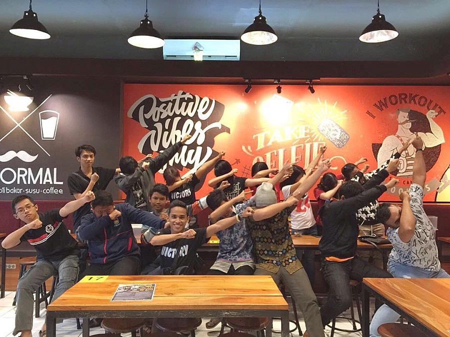 Take a Sefie! Warung Up Normal Tasik