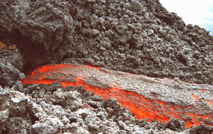 Simak Nih, Penjelasan PVMBG Soal Jalur Magma Gunung Agung