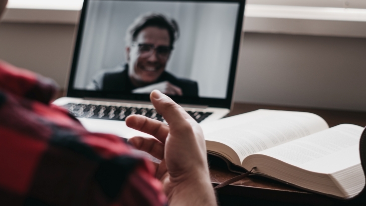 Tips Memulai Wawancara Kerja Secara Virtual