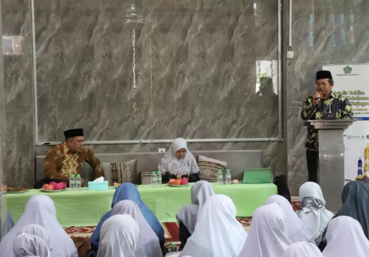 Kemenag Doroang Majelis Taklim Naik Kelas, Ancaman terhadap Keluarga Indonesia tah hanya soal Ekonomi
