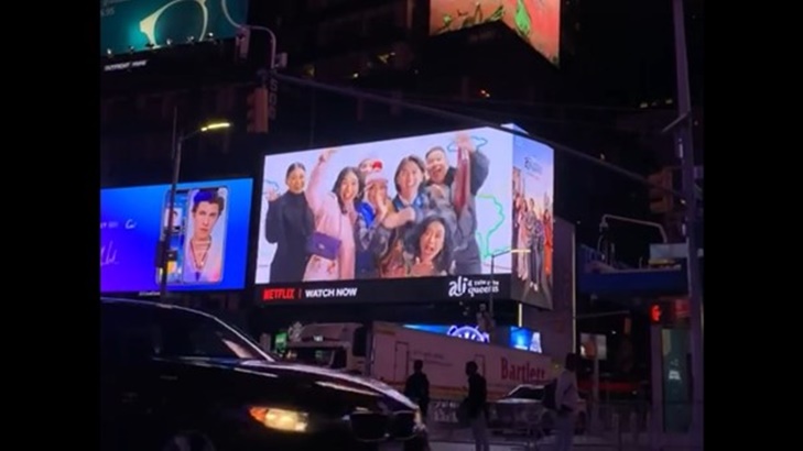 Film ‘Ali & Ratu Ratu Queens’ Mejeng di Times Square New York