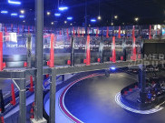 Spot-Spot Seru untuk Refreshing Keluarga di Entertainment District, Dari Bermain Bowling sampai Sensasi Balapan Gokar