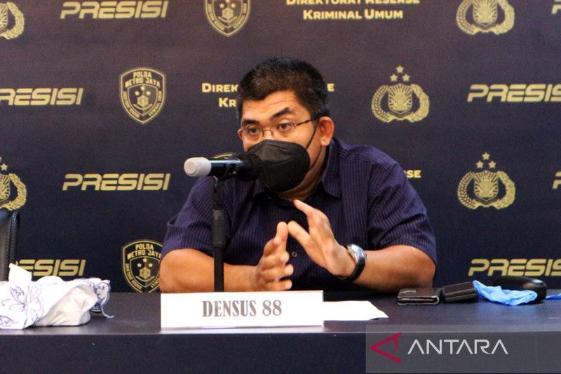 Densus 88 Sita 2 Bom Rakitan dari Rumah Terduga Teroris di Yogyakarta