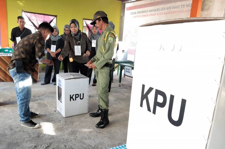 Ilustrasi pelaksanaan Pilkada Serentak 17 April 2019 di Provinsi Kepulauan Riau. (Foto: Antara/Ogen)