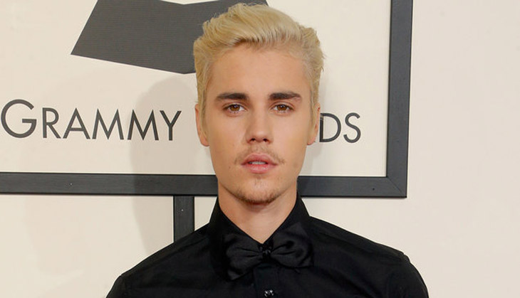 Justin Bieber Ultah, Selena Gomez Kasih Hadiah Foto Ciuman?