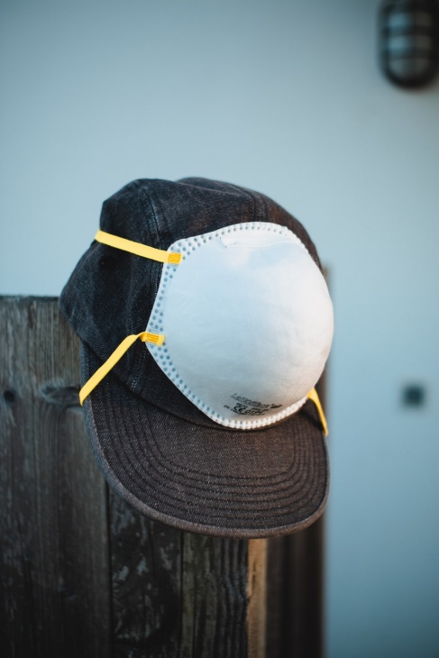 COVID-19 membuat kita harus menerapkan new normal. (Foto unsplash/@kilianfoto