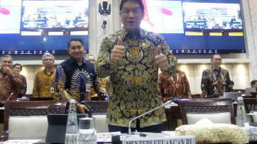 Raker Menkeu Purbaya Yudhi Sadewa dengan Komisi XI DPR Bahas Pertumbuhan Ekonomi Kuartal IV-2025