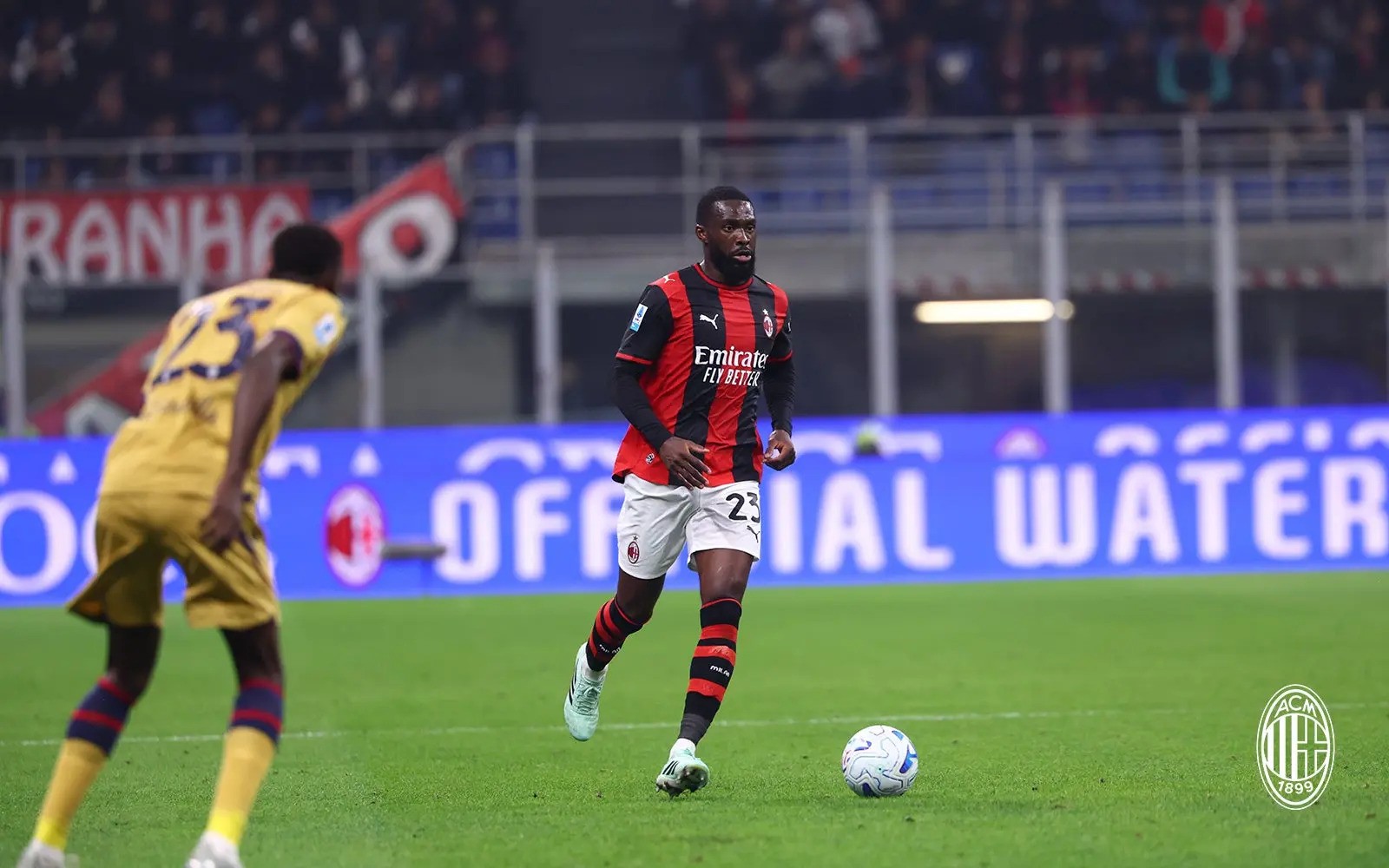 Fikayo Tomori Cedera, AC Milan Terancam Kehilangan Pemain Lagi Jelang Lawan Inter Milan