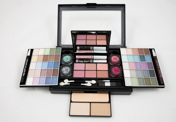 eye shadow