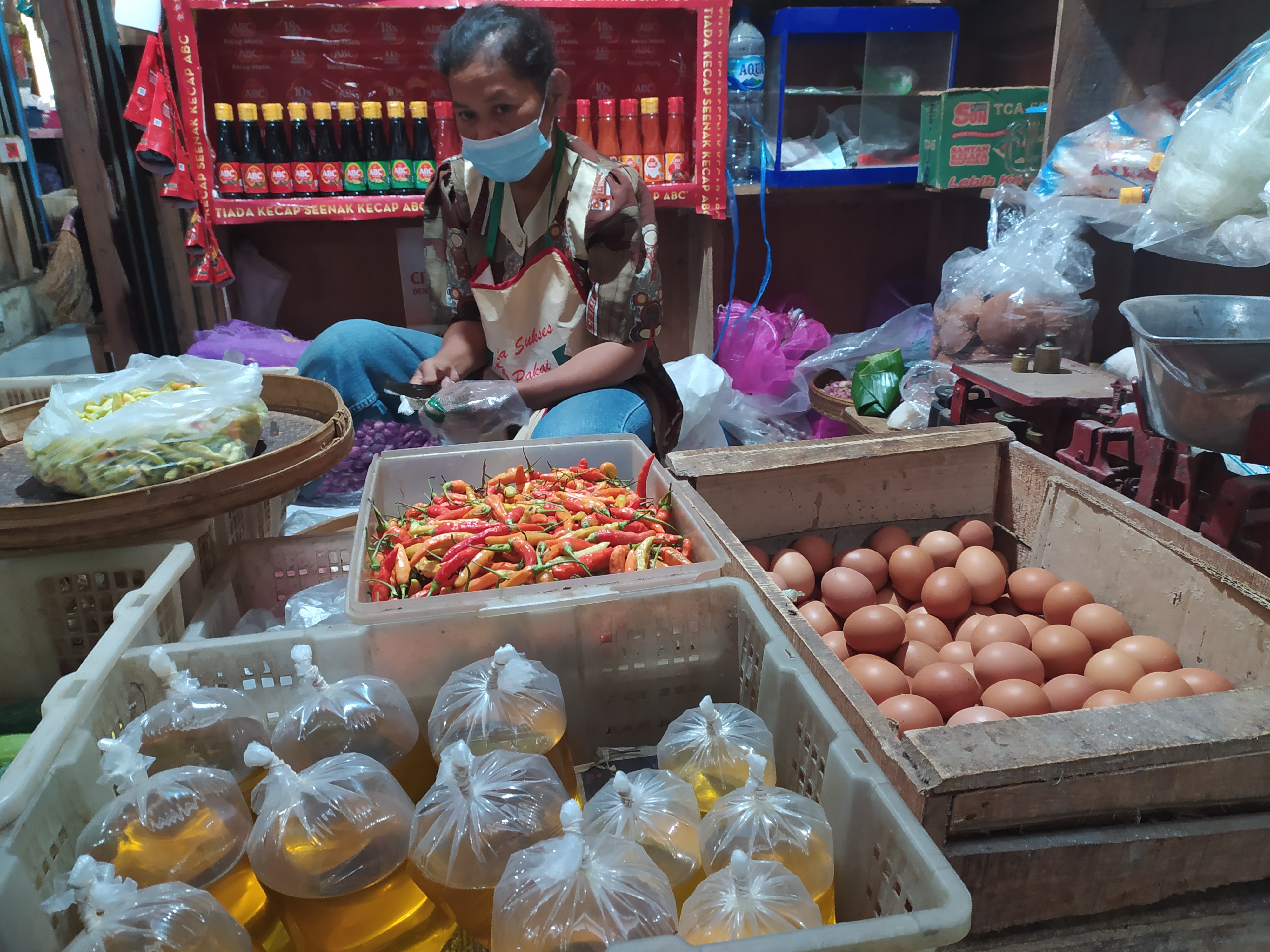 6000 Liter Minyak Goreng Meluncur ke Pasar Tradisional Yogyakarta