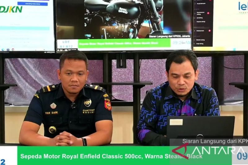 Kemenkeu Lelang 60 Unit Motor Royal Enfield Classic