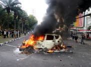 Suasana Aksi Demo Geruduk Mako Brimob Kwitang Jakarta Memanas