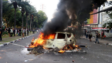 Suasana Aksi Demo Geruduk Mako Brimob Kwitang Jakarta Memanas   