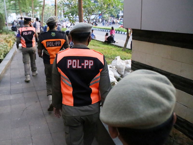 Satpol PP Turun Tangan Awasi Tren Permainan 'Koin Jagat' di Fasilitas Umum