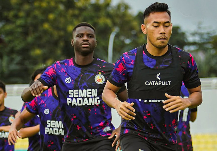 Semen Padang FC Masih Susah Payah Keluar dari Zona Degradasi, Manajemen Pecat Dejan Antonic, Pelatih Baru Segera Diumumkan