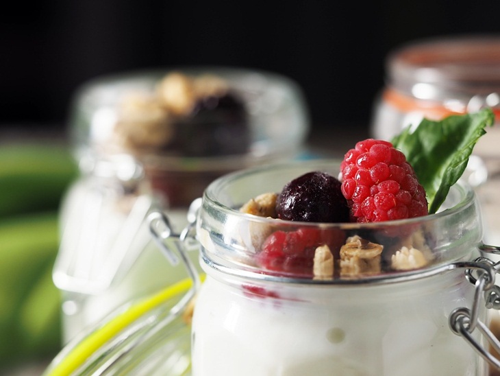Yogurt parfait. (Foto: Pixabay/user:dbreen 
