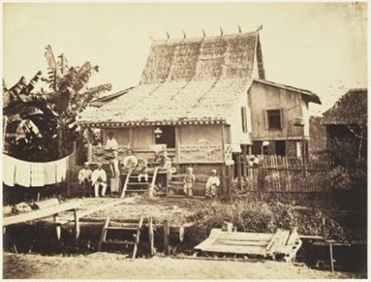 Rumah adat bumbungan tinggi. (Foto: Museum Leiden via @instagram.com/sejarah_kalsel)