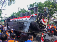 Kereta Uap Kuno 'Djoko Kendil' Hidup Kembali