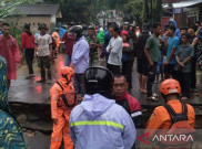 Jembatan Tajur Hanyut Terbawa Arus, Bupati Bogor Instruksikan Pakai Bailey Dulu