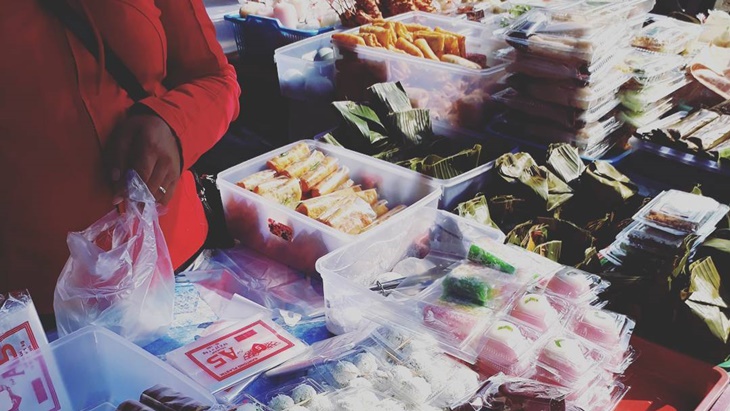 Lontong Isi Bukan Arem-Arem, Kuliner Favorit Buka Puasa