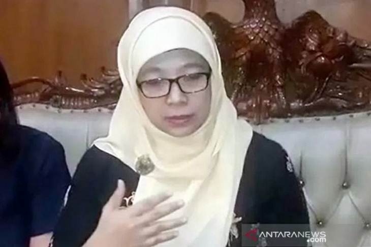 Presiden berhentikan anggota KPAI Sitti Hikmawatty. (Foto: Antara)