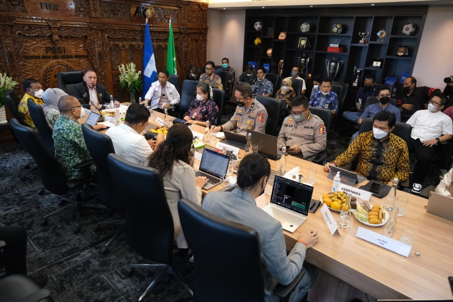 Rapat Perdana Satgas Transformasi Sepakbola Indonesia
