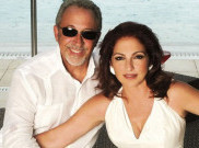Gloria dan Emilio Estefan Penghargaan Premio Lo Nuestro