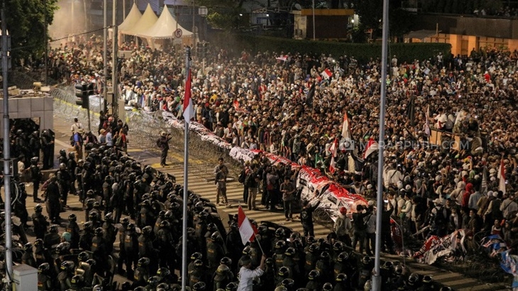 Lagi, Massa Provokator Kembali Muncul di Samping Gedung Sarinah