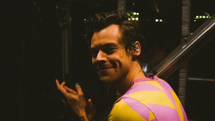 Harry Styles Menerima Penghargaan Akting di 'My Policeman'