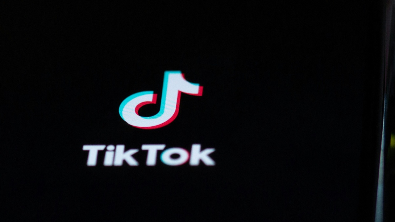 Asal-Usul Sound Hiwong Hiwong Tong Hiwong yang Viral di Media Sosial