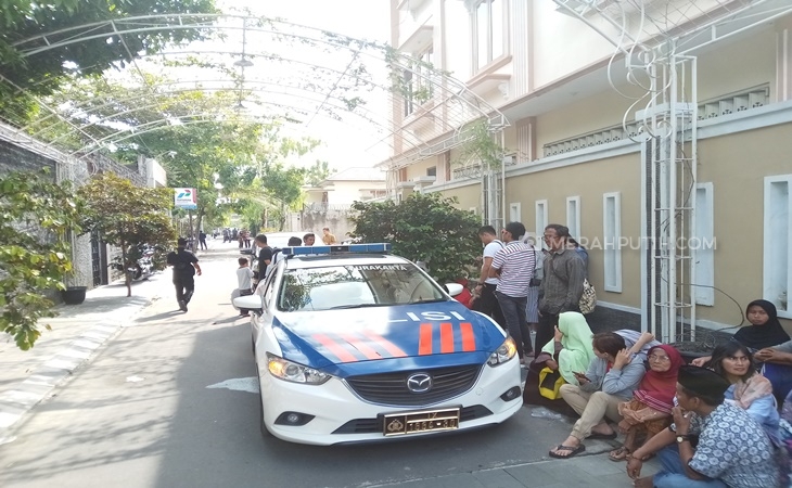  Jelang Pelantikan, Polresta Surakarta Perketat Pengamanan Kawasan Kediaman Jokowi